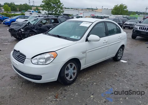 2007 Hyundai Accent Gls from USA, damaged, VIN KMHCN46C27U093853